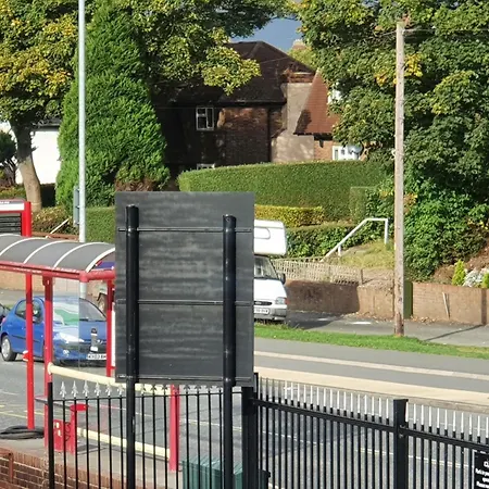 *rf9bc* For Your Relaxed & Cosy + Free Parking + Free Fast Wifi * Лидс