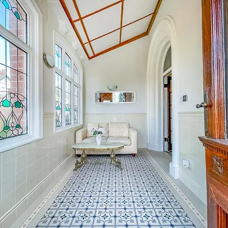 *rf9bc* For Your Relaxed & Cosy + Free Parking + Free Fast Wifi * *