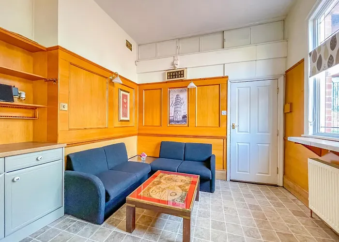 Habitación en casa particular *rf9bc* For Your Relaxed & Cosy + Free Parking + Free Fast Wifi *