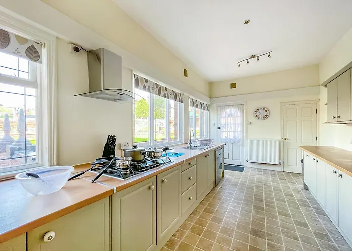 Habitación en casa particular *rf9bc* For Your Relaxed & Cosy + Free Parking + Free Fast Wifi * Leeds (West Yorkshire)