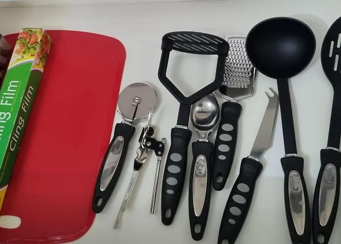 民宿 *rf9bc* For Your Relaxed & Cosy + Free Parking + Free Fast Wifi * *